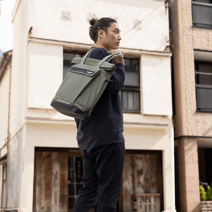 Juoda 22 l nešiojamojo kompiuterio rankinė Thule Paramount Tote