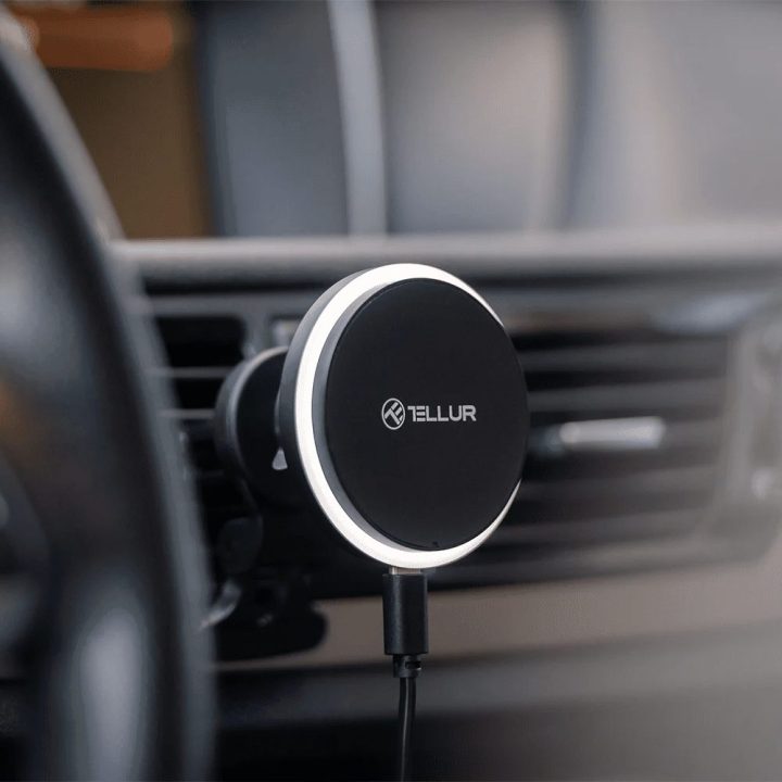 MagSafe belaidis automobilinis įkroviklis 15 W, juodas