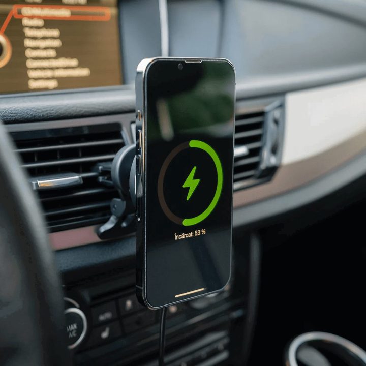 MagSafe belaidis automobilinis įkroviklis 15 W, juodas