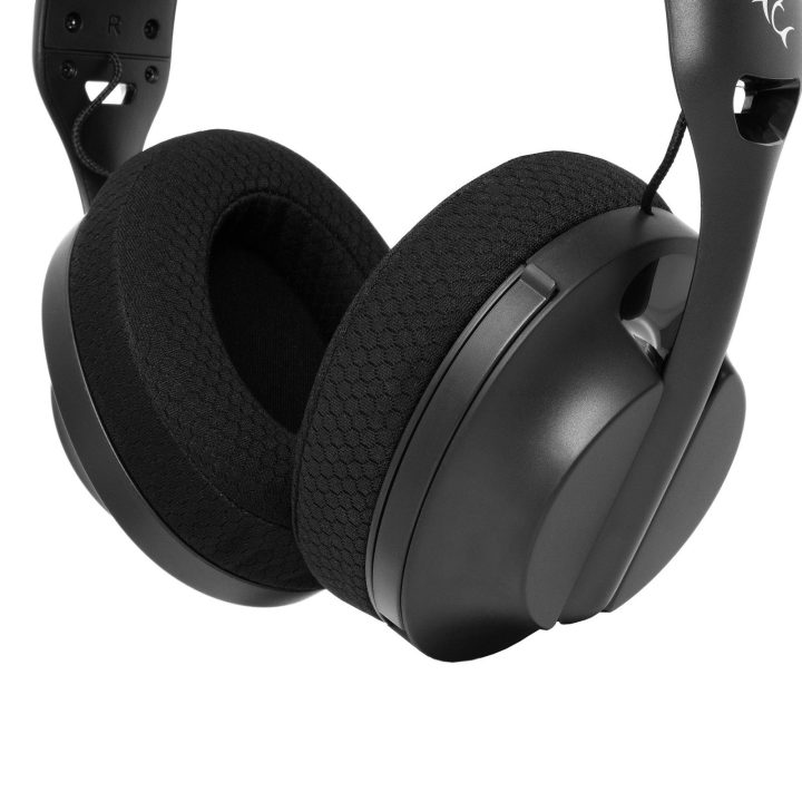 Juodos White Shark Falcon ausinės