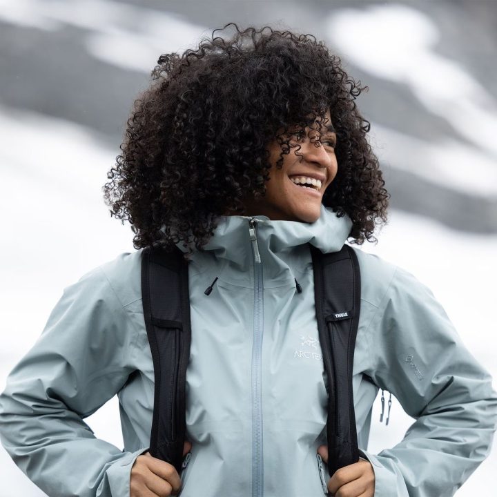 Thule AllTrail 16 l hidratacinė kuprinė, juoda