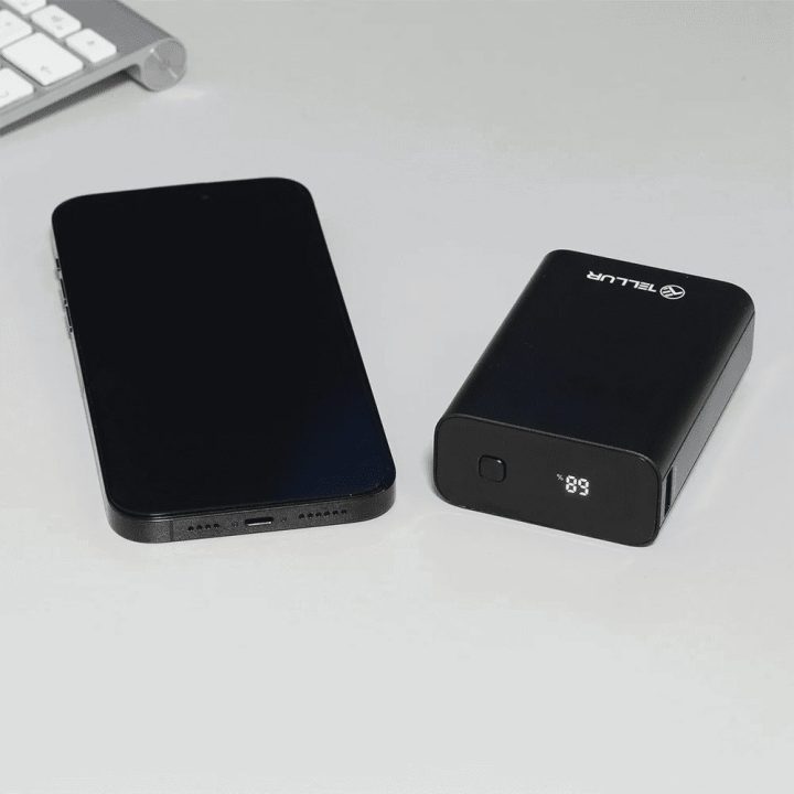 Juoda 20000 mAh išorinė baterija Tellur PD702 Compact Pro
