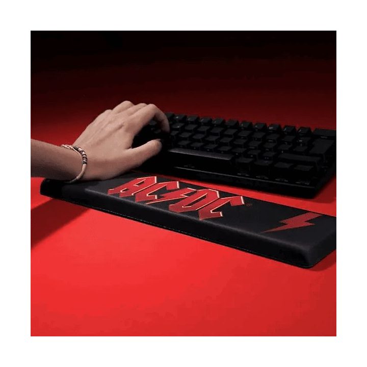 Ergonomiška riešo atrama klaviatūrai