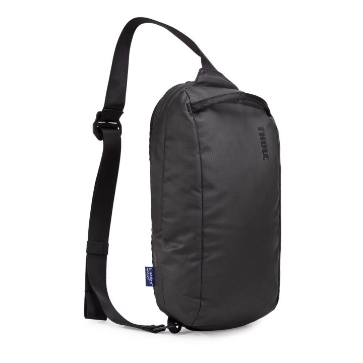 Thule Tact Sling 8L juoda