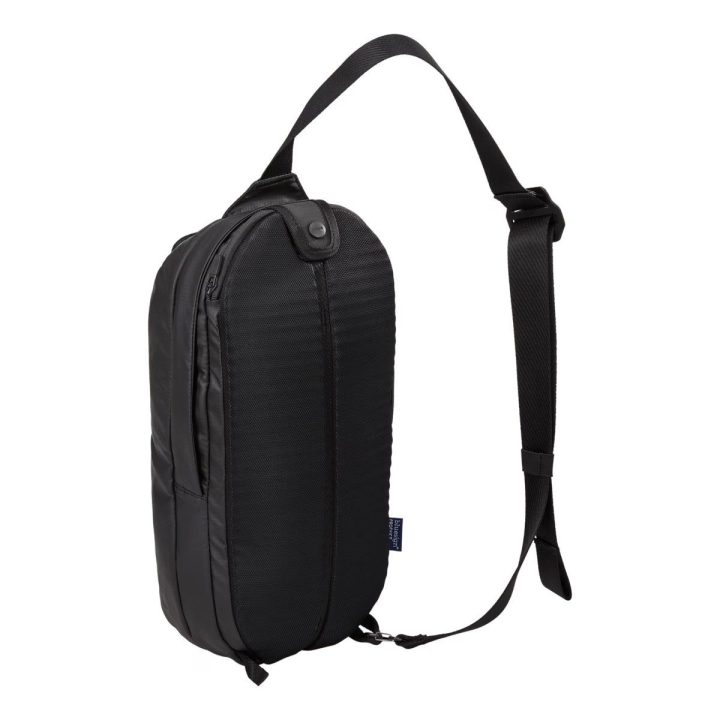 Thule Tact Sling 8L juoda