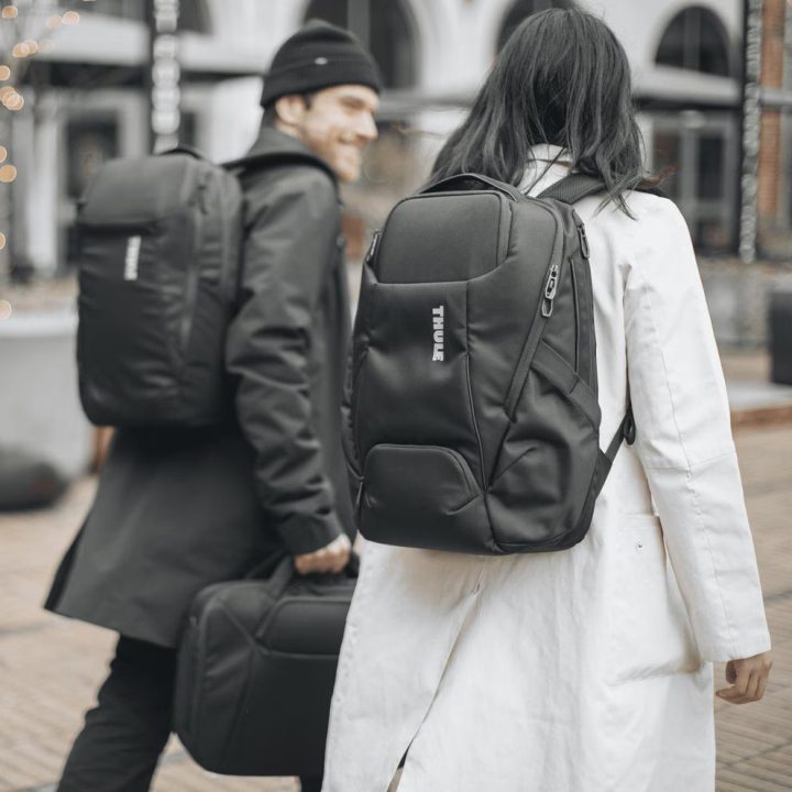 Juoda kuprinė Thule Accent 23 l