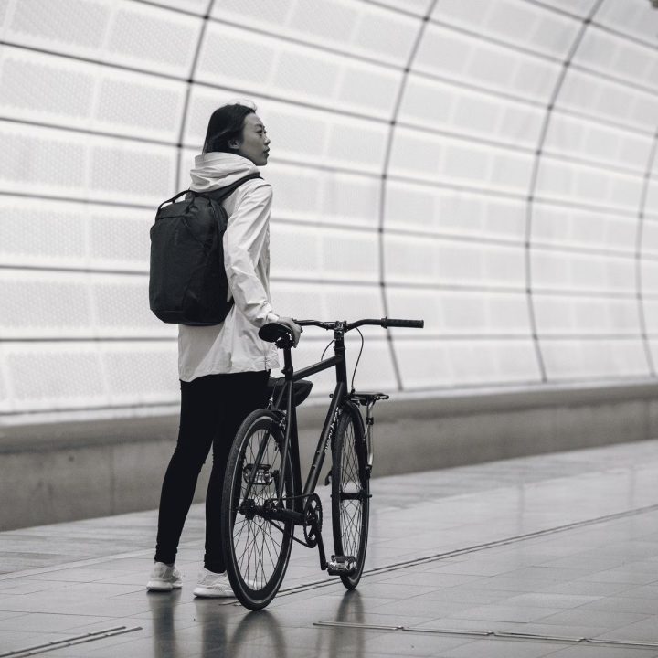 Thule Tact 16L juoda kuprinė