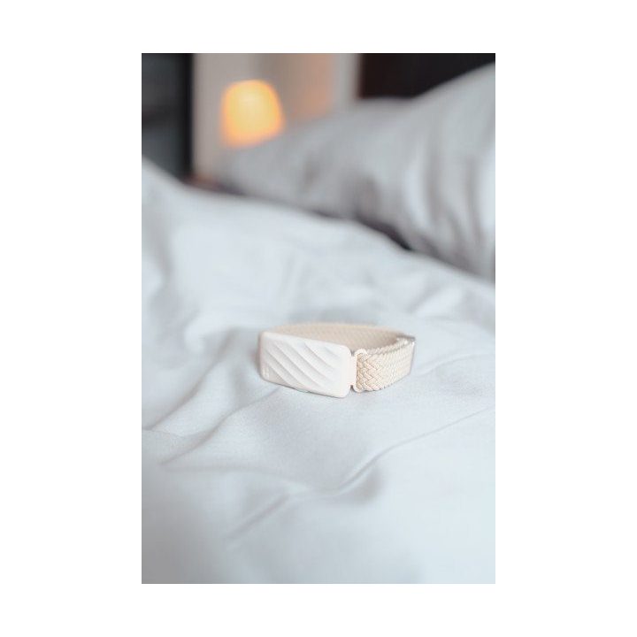 Kreminė tyliojo žadintuvo apyrankė Homedics WakeBand