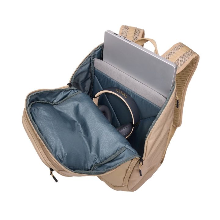 Kuprinė Thule Chasm Laptop Backpack 26L, švelniai smėlinė