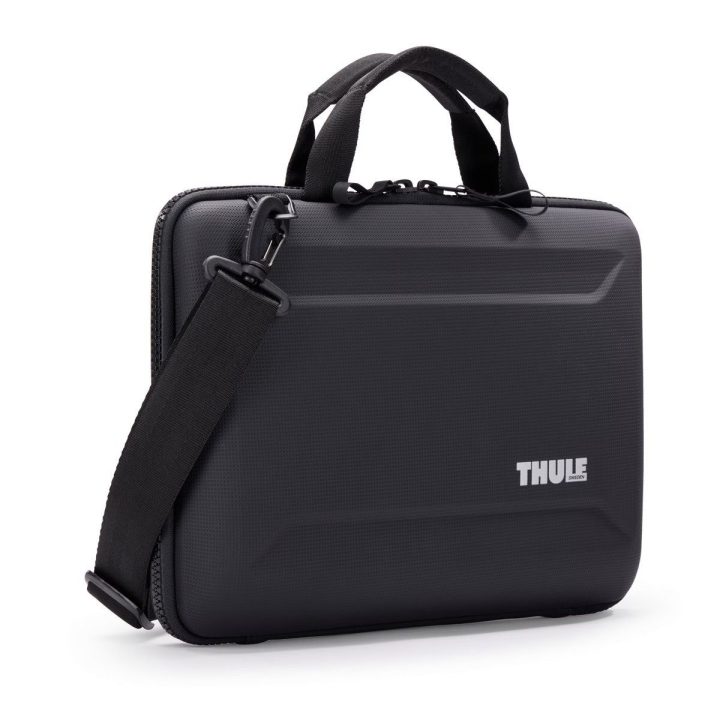 Juodas nešiojamojo kompiuterio dėklas Thule Gauntlet 5 MacBook 14"