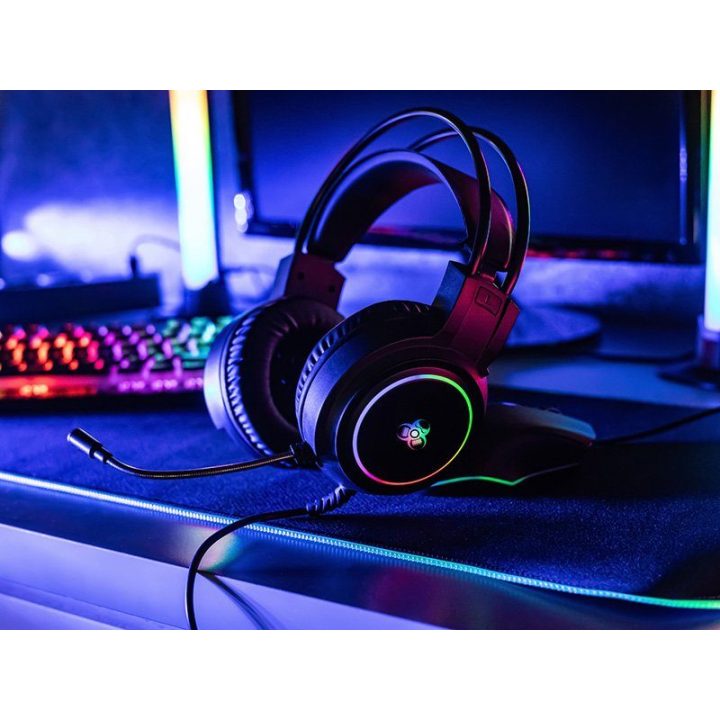 Žaidimų ausinės Tracer GameZone GZ X1 su 50 mm garsiakalbiais ir RGB apšvietimu