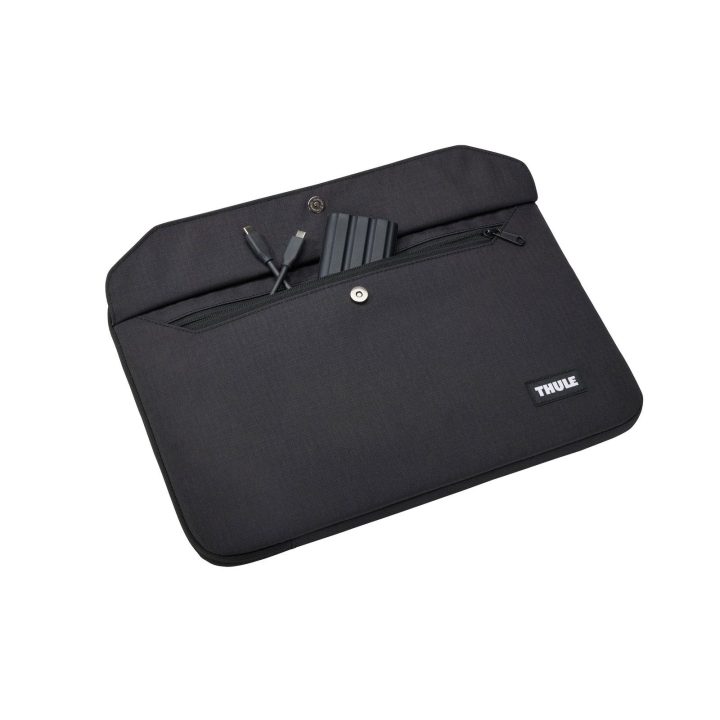 Juodas nešiojamojo kompiuterio dėklas Thule Lithos 16 MacBook Pro