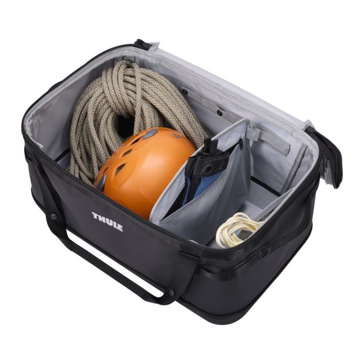 Thule Chasm 55L įrangos krepšys, juodas
