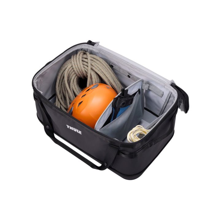 Thule Chasm 55L įrangos krepšys, juodas