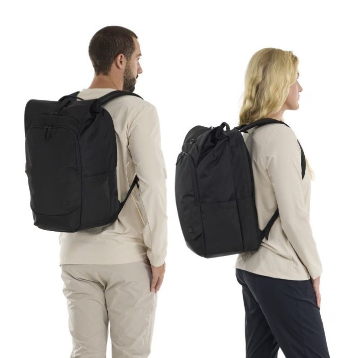 Case Logic Variate kuprinė 17" juoda