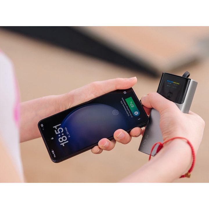 10 000 mAh išorinė baterija Tracer Comet