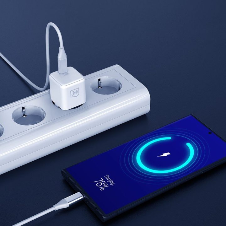 Baltas 25 W PD GaN sieninis įkroviklis su USB-C kabeliu