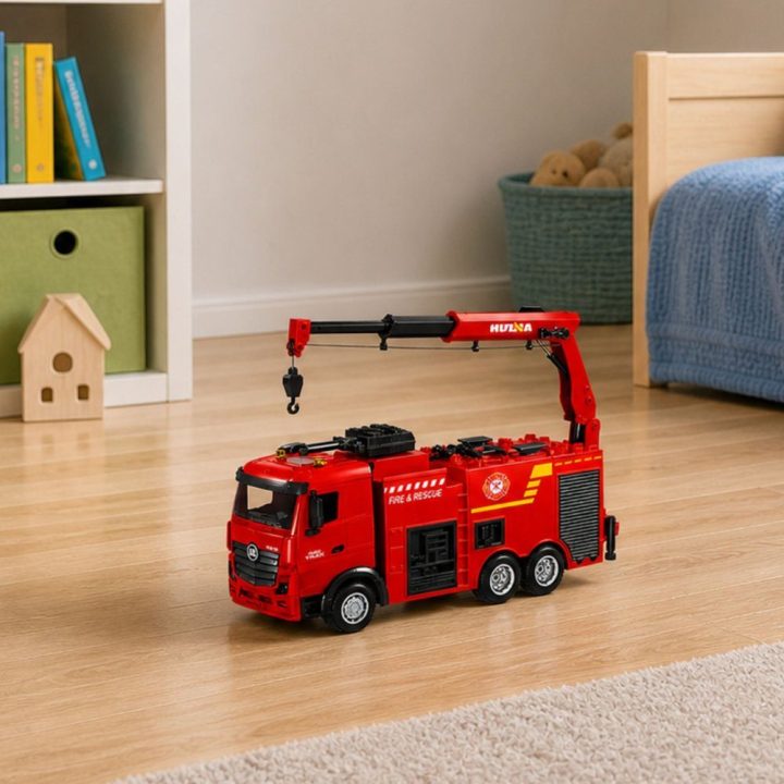 Huina 1362 RC gaisrinis automobilis su kranu ir vandens patranka 1:18