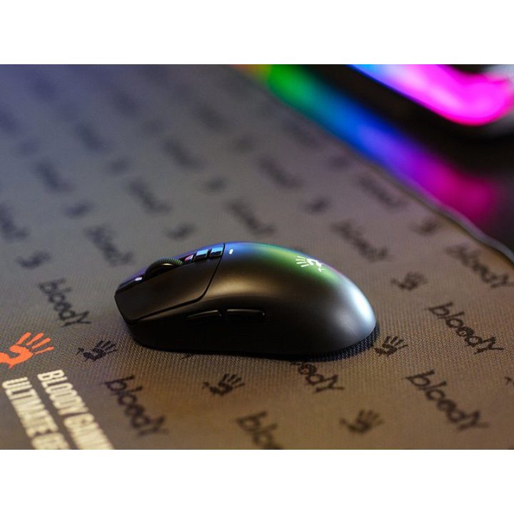Juoda belaidė žaidimų pelė Bloody R72 Ultra