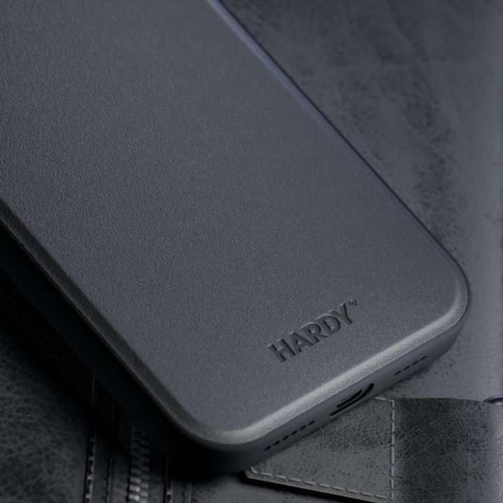 Juodas dėklas Apple iPhone 16 Pro Max telefonui 3mk Hardy Silicone MagCase