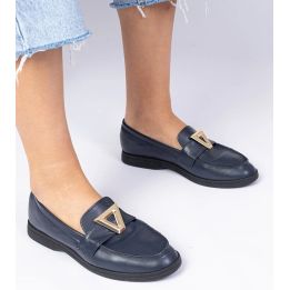 Moteriški tamsiai mėlyni mokasinai su elegantiška puošmena