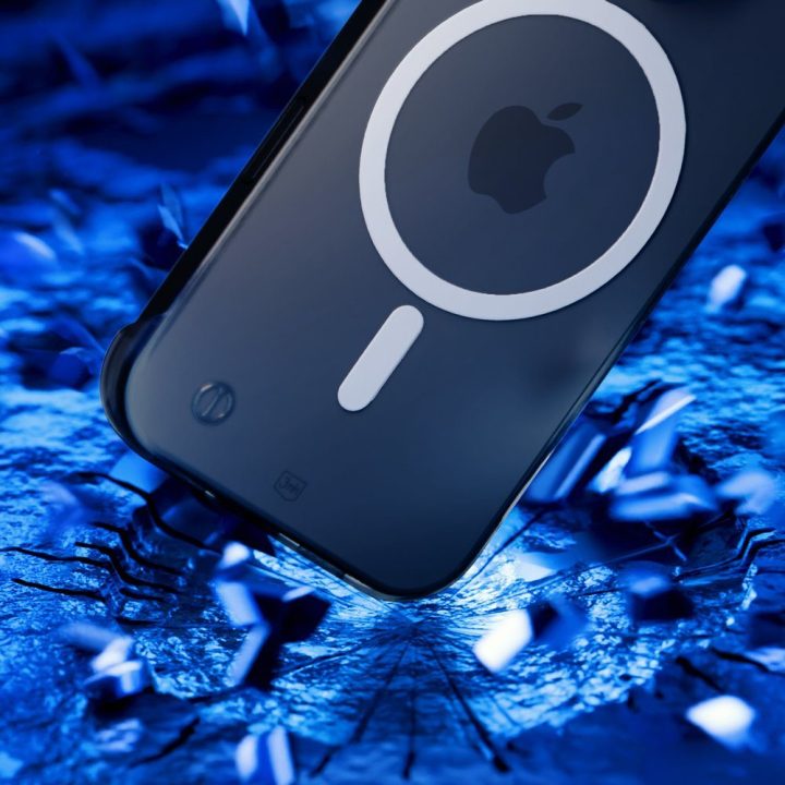 Skaidrus dėklas iPhone 13 su MagSafe