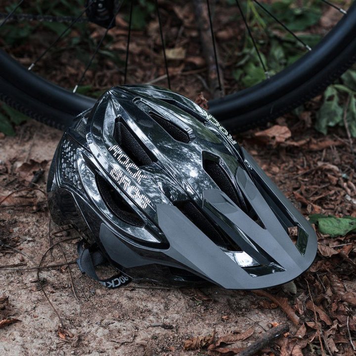 Kalnų dviračio šalmas Rockbros LK-99, 58–62 cm, juodas