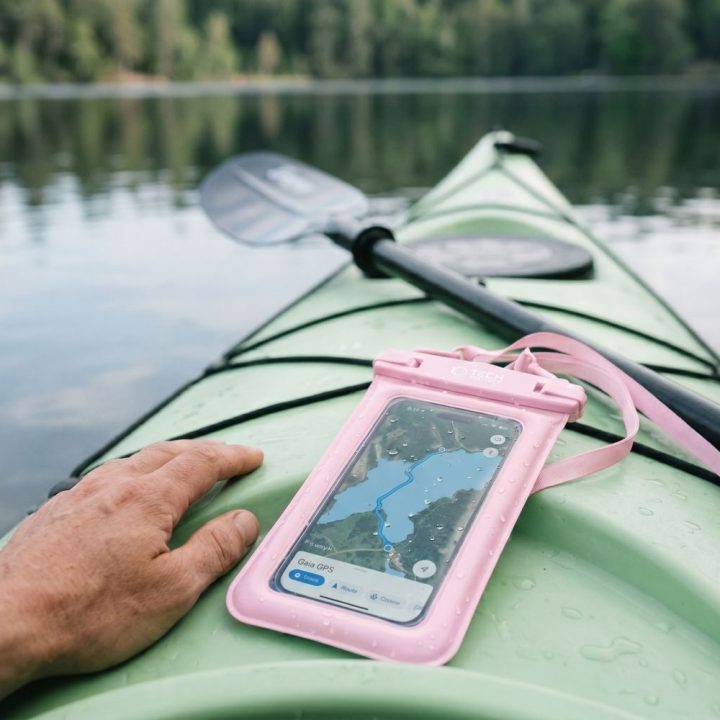 Tech-Protect UWC7 vandeniui atsparus dėklas telefonui iki 6,9", rožinis
