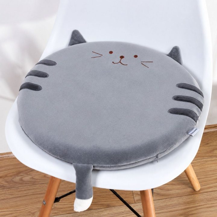 Pilkas pliušinis katės sėdynės pagalvėlė 40 cm