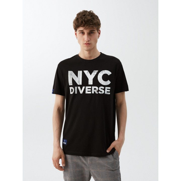 Vyriški juodi marškinėliai su NYC užrašu