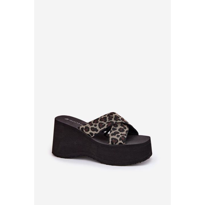 Moteriškos platforminės basutės Panther Black“ – elegantiškas pasirinkimas