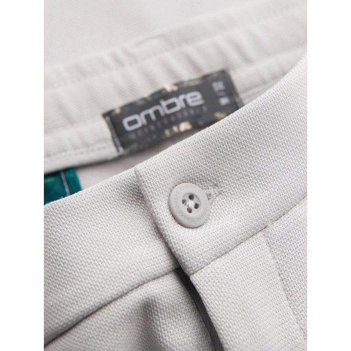 Vyriški šviesiai pilki slim fit šortai iki kelių