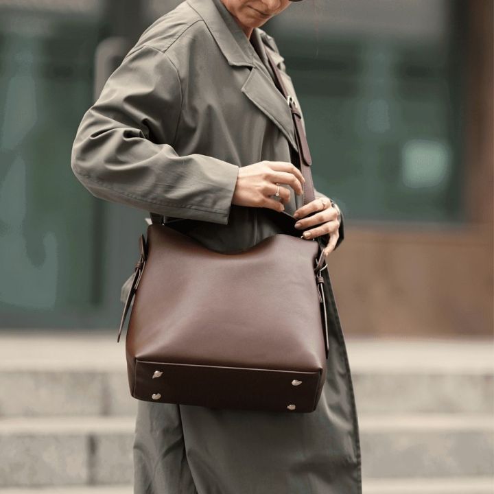 Kelioninis odinis savaitgalio krepšys juodas