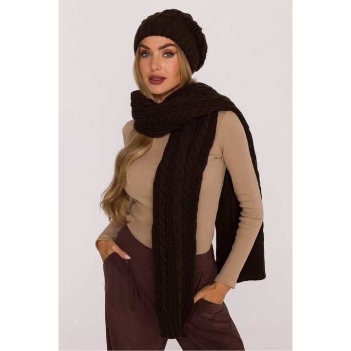Shawl Moe
