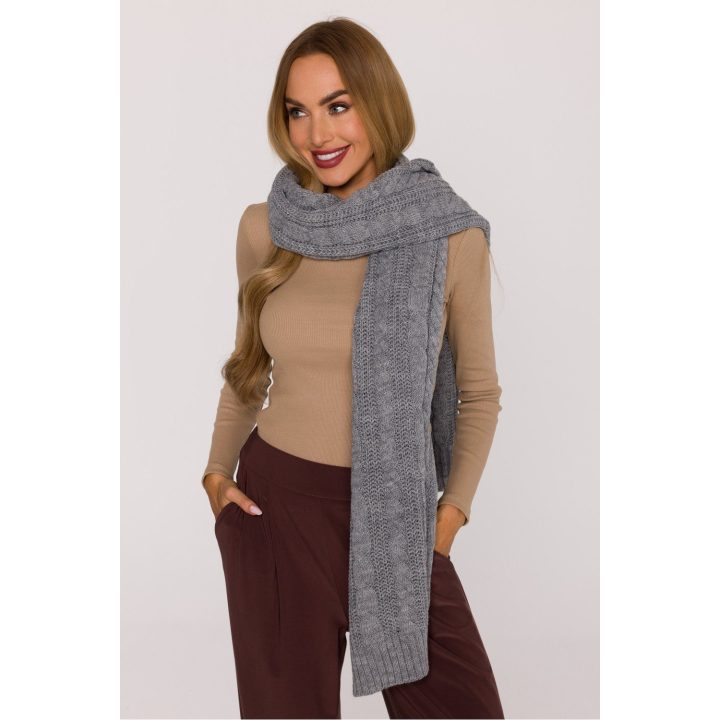 Shawl Moe