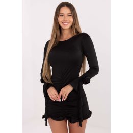 Suknelė vakarinė elegantiško kirpimo – išskirtinumui ypatingomis progomis.