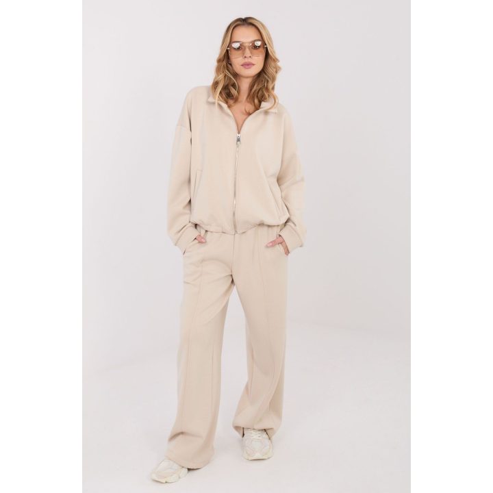 Kelnės laisvalaikio stiliaus Tracksuit – patogumui ir judėjimo laisvei.