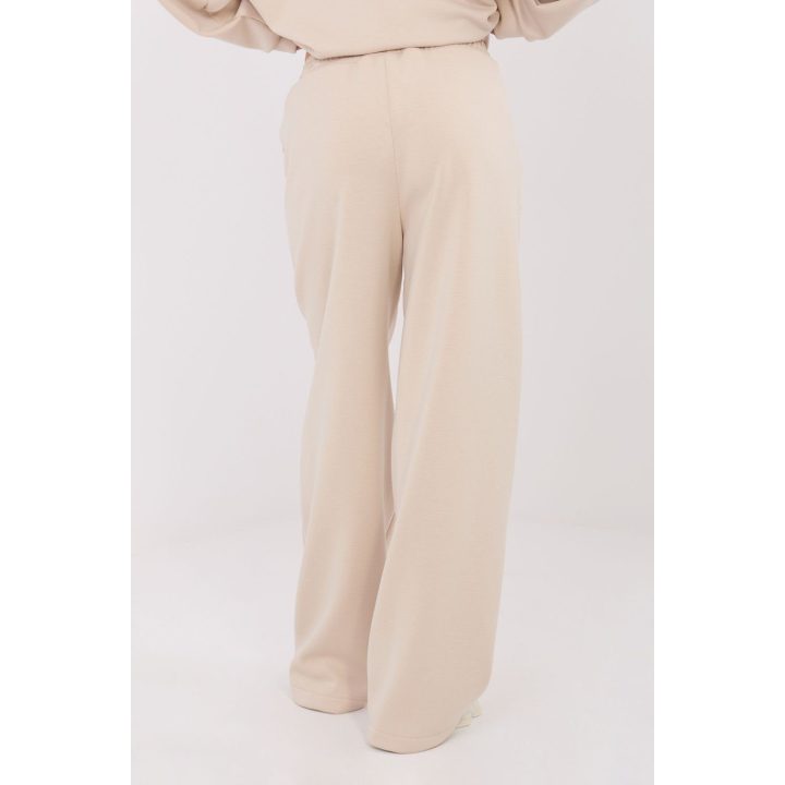 Kelnės laisvalaikio stiliaus Tracksuit – patogumui ir judėjimo laisvei.