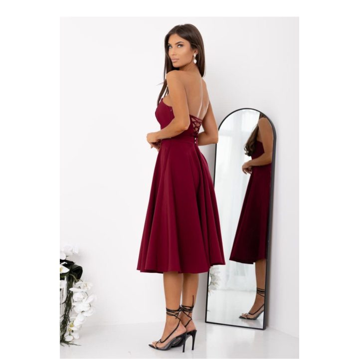 Vakarinė suknelė be petnešėlių With You – elegantiškam šventiniam įvaizdžiui
