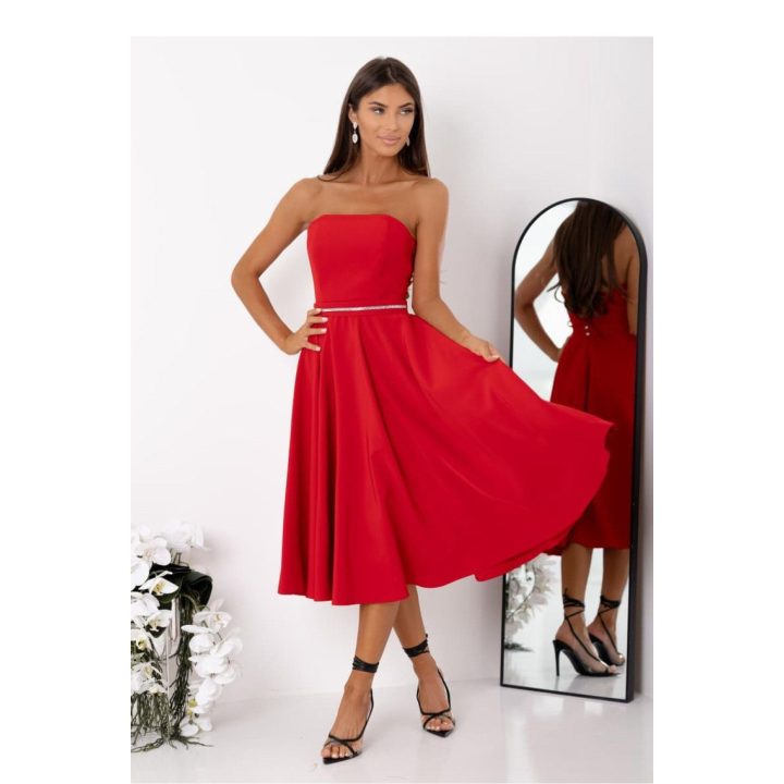 Elegantiška vakarinė suknelė be petnešėlių With You – šventinis įvaizdis
