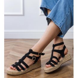 Juodos espadrilės basutės su žema platforma moterims