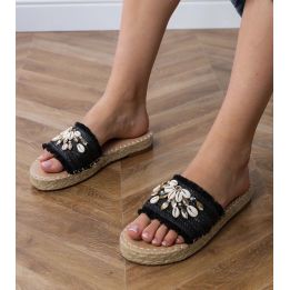 Juodos pintos espadrilės šlepetės su kriauklėmis moterims