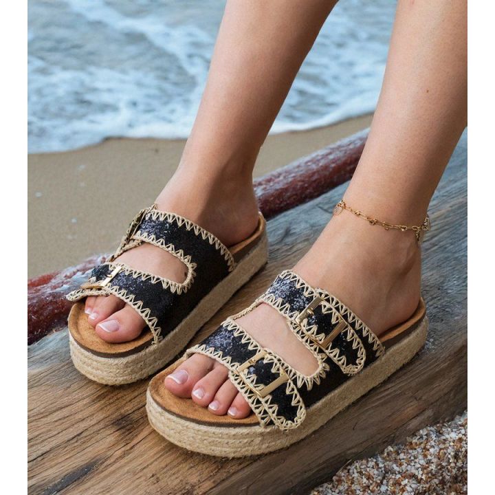 Espadrilės juodos brokatinės šlepetės su sagtelėmis