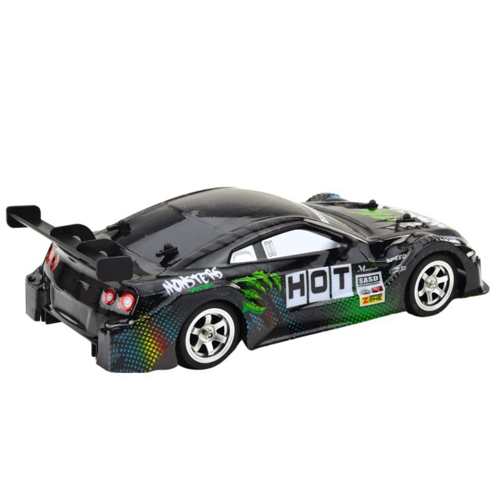 Juodas ir žalias RC drift automobilis 1:16, 30 km/h