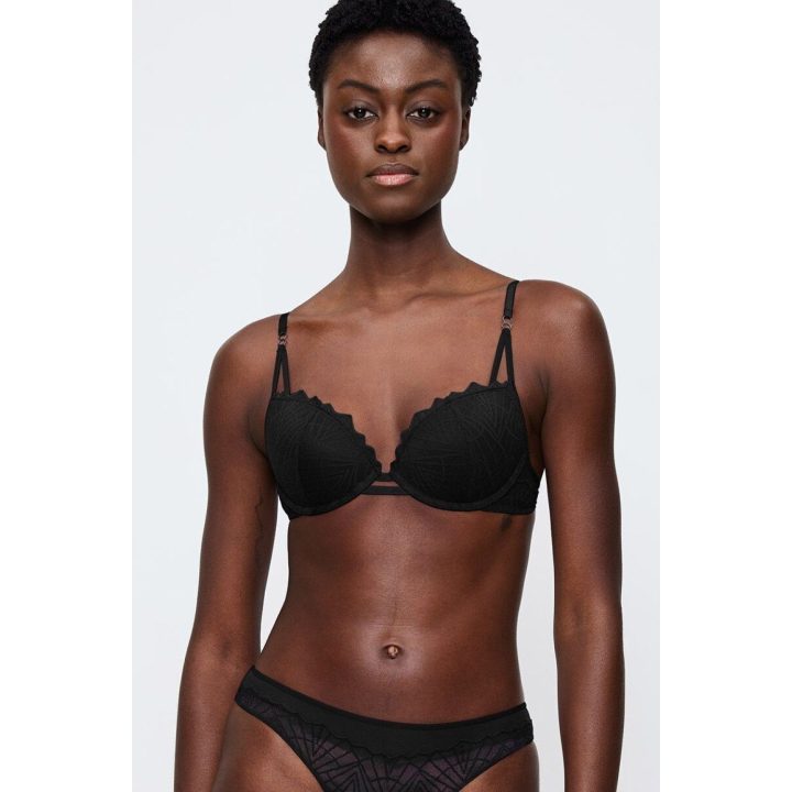 Juoda push-up liemenėlė Triumph