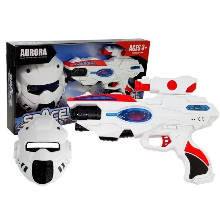 Kosminis lazerinis pistoletas su kauke