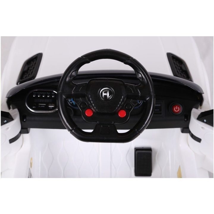 Baltas akumuliatorinis automobilis HL1638