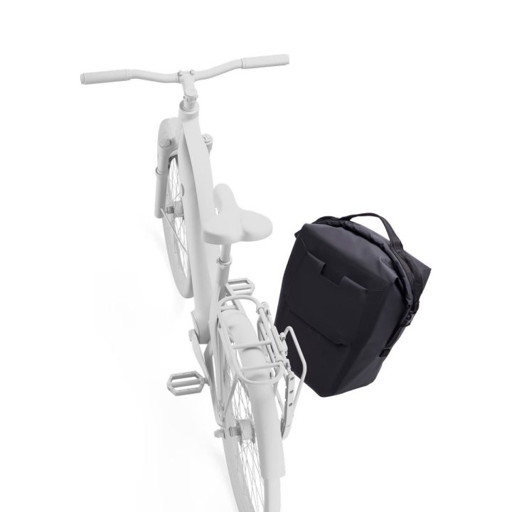 Thule 5476 Shield Pannier 22 l su InLock, juodas