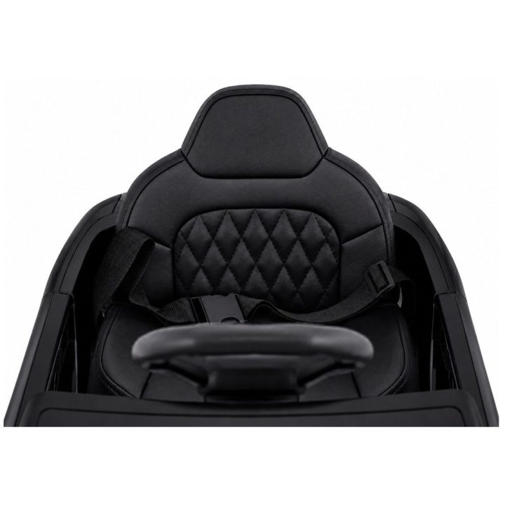 Juodas akumuliatorinis automobilis Audi A5L HL788