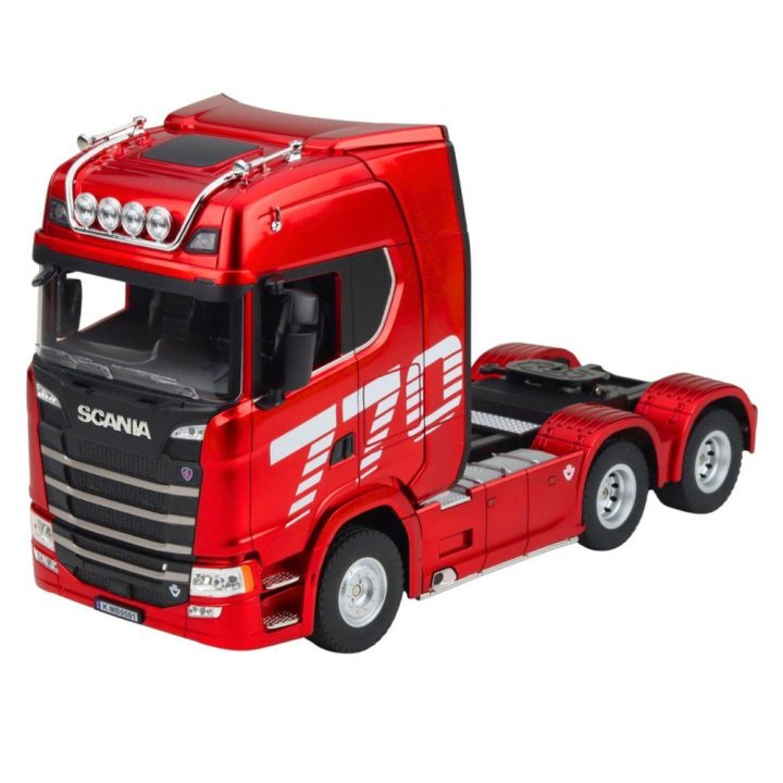 Raudonas nuotoliniu būdu valdomas Scania 770S sunkvežimis su priekaba Huina 1:18